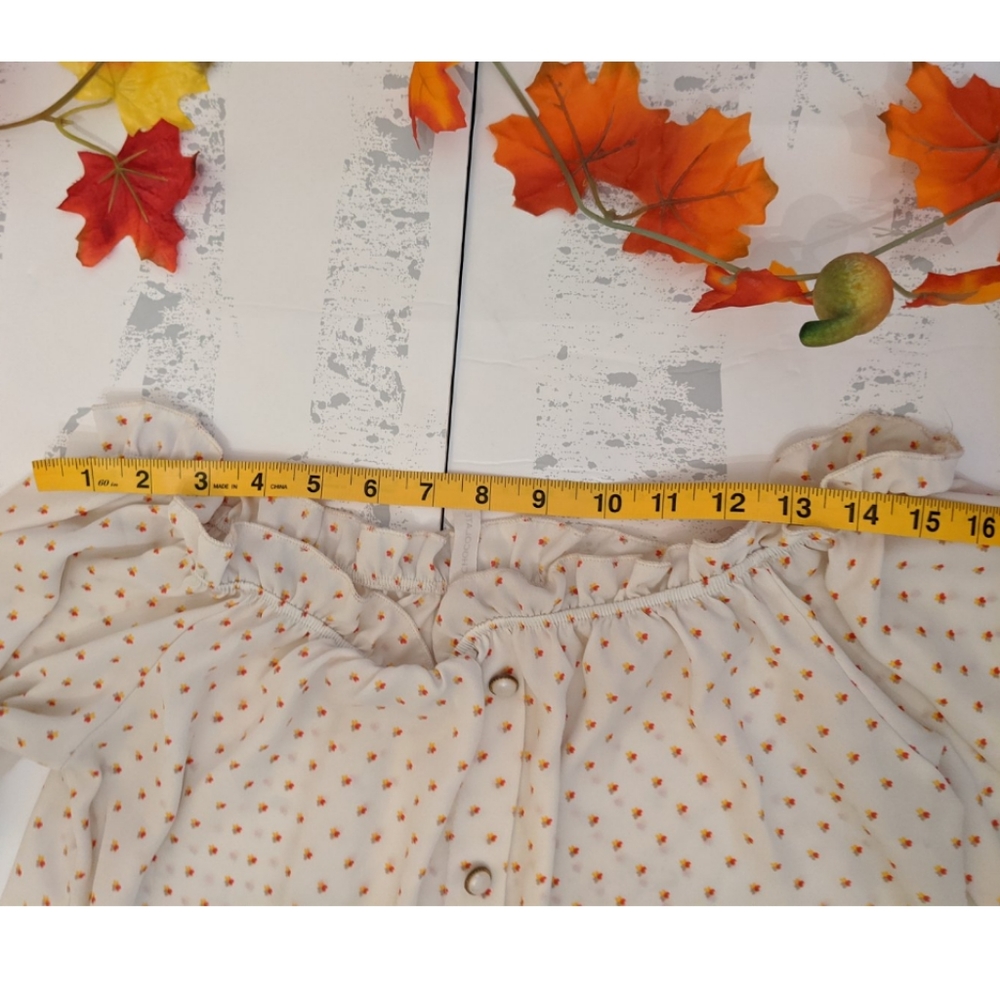 Off the shoulder blouse - Picture 6 of 8